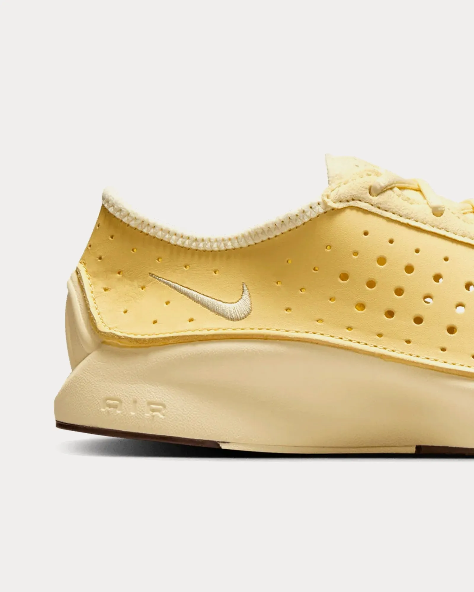 Air Superfly Soft Yellow / Alabaster Low Top Sneakers
