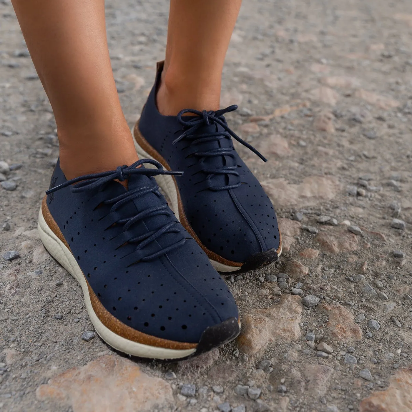 ALSTEAD in NAVY Sneakers