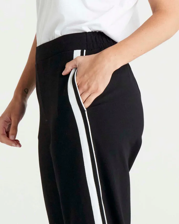 Betty Basics Tre's Bien Ponte Jogger Black