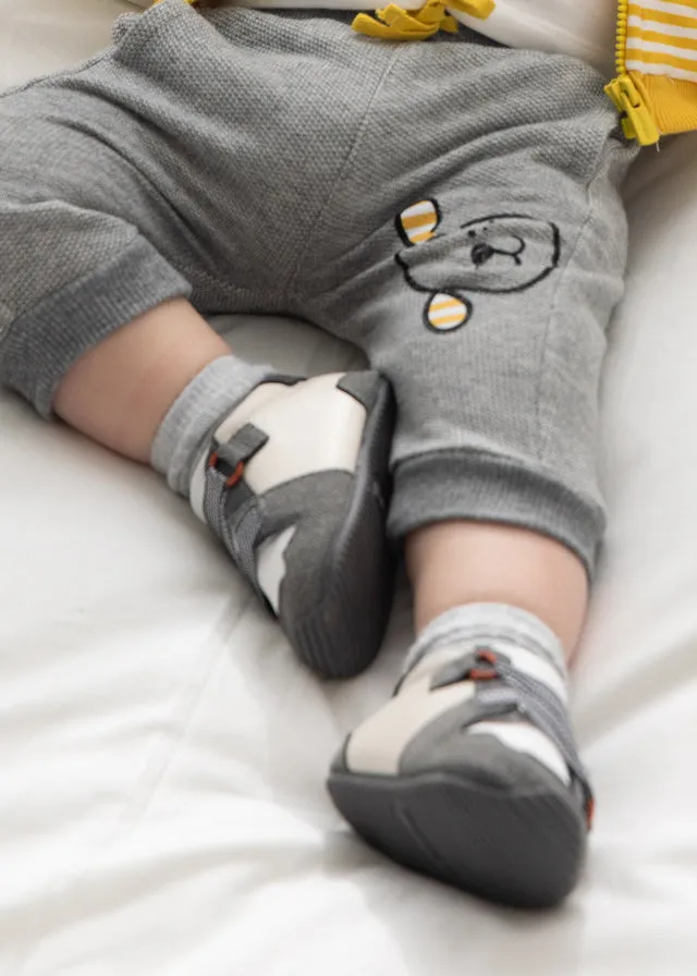 Gray Smiling Star Sneakers