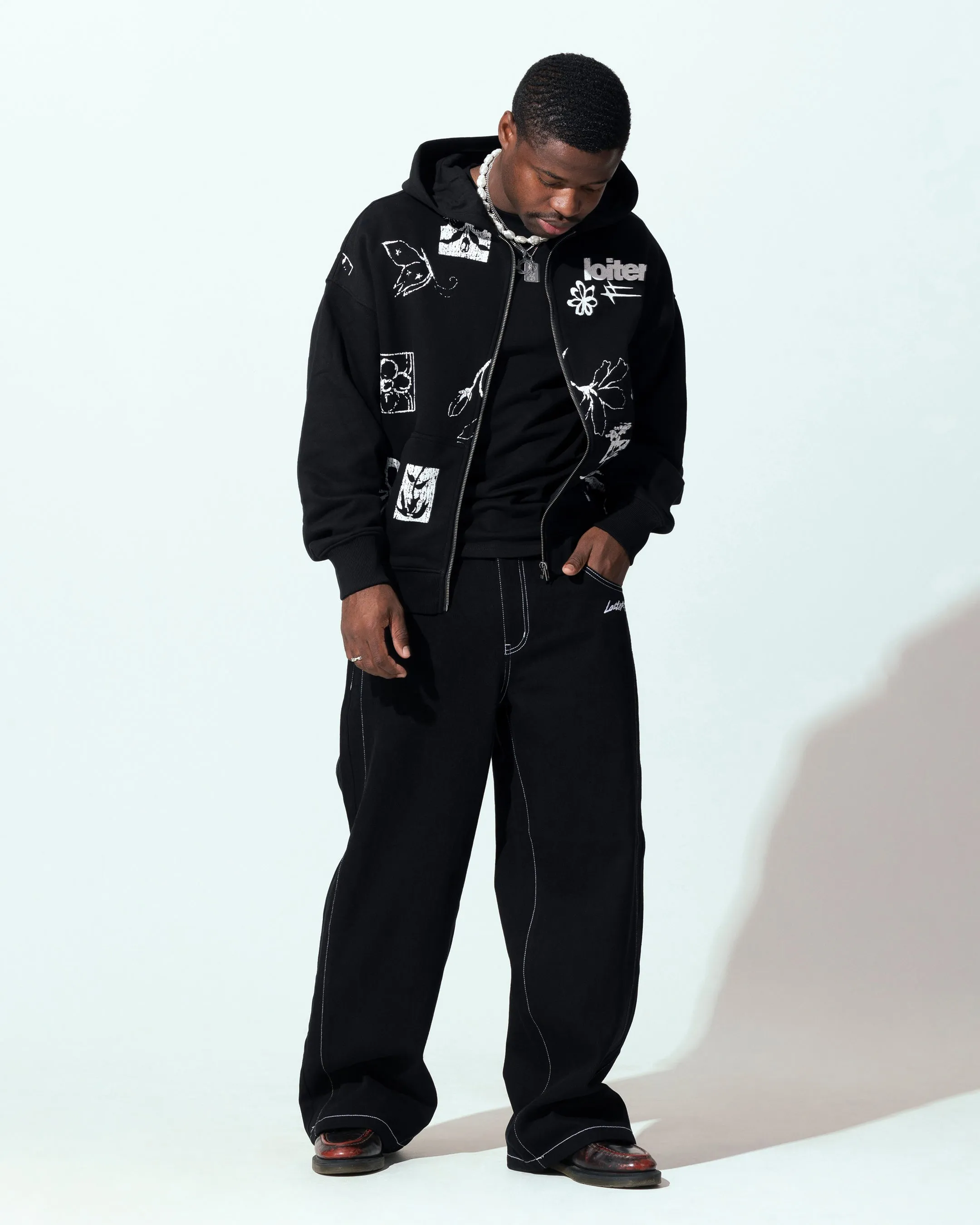 Loiter Flower Bed Zip Hoodie Black