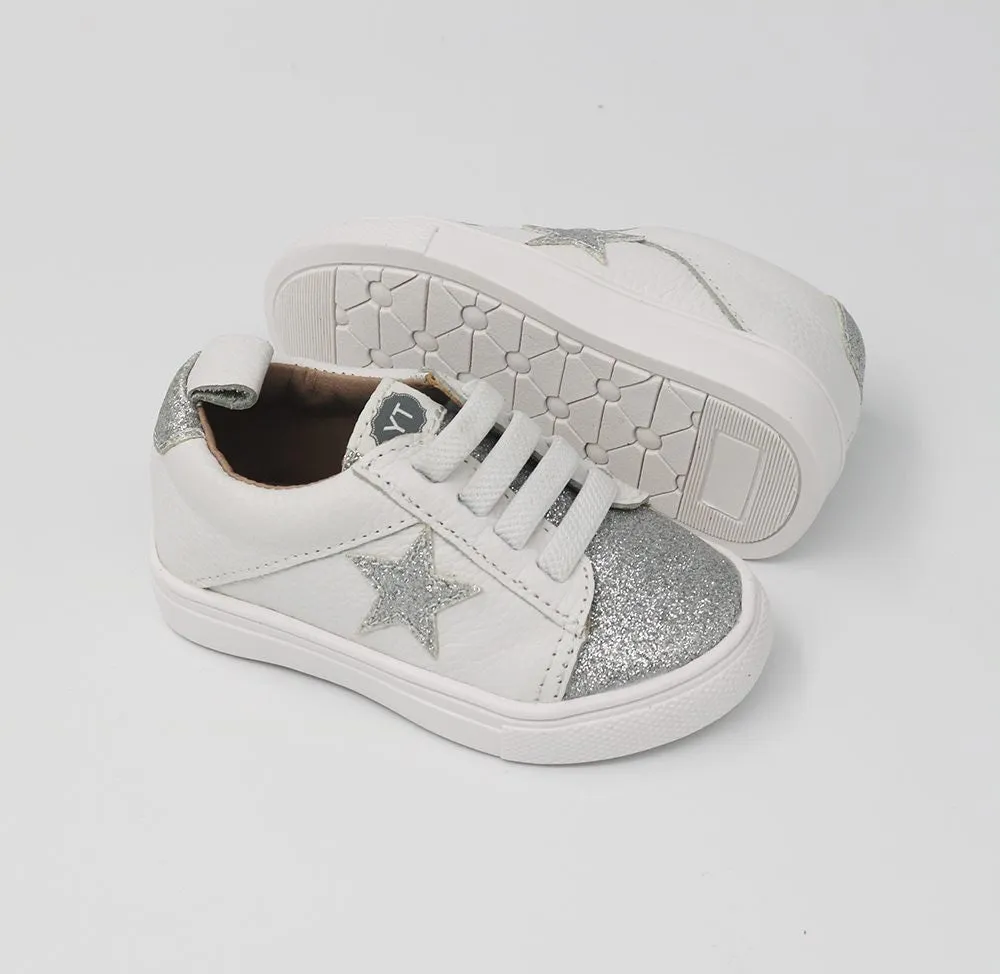 Low Top Sneakers - White / Glitter Star