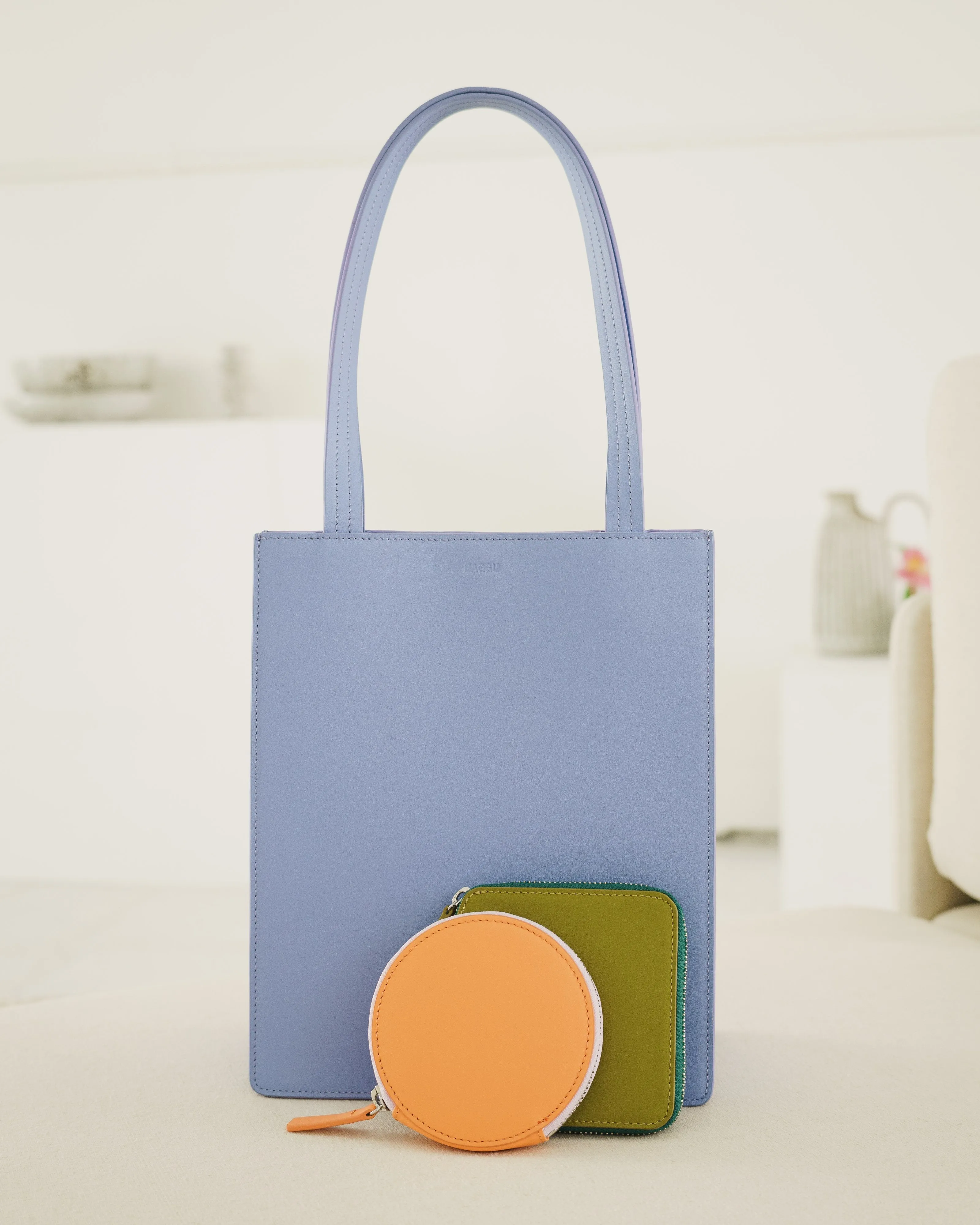 Medium Leather Retail Tote - Cornflower