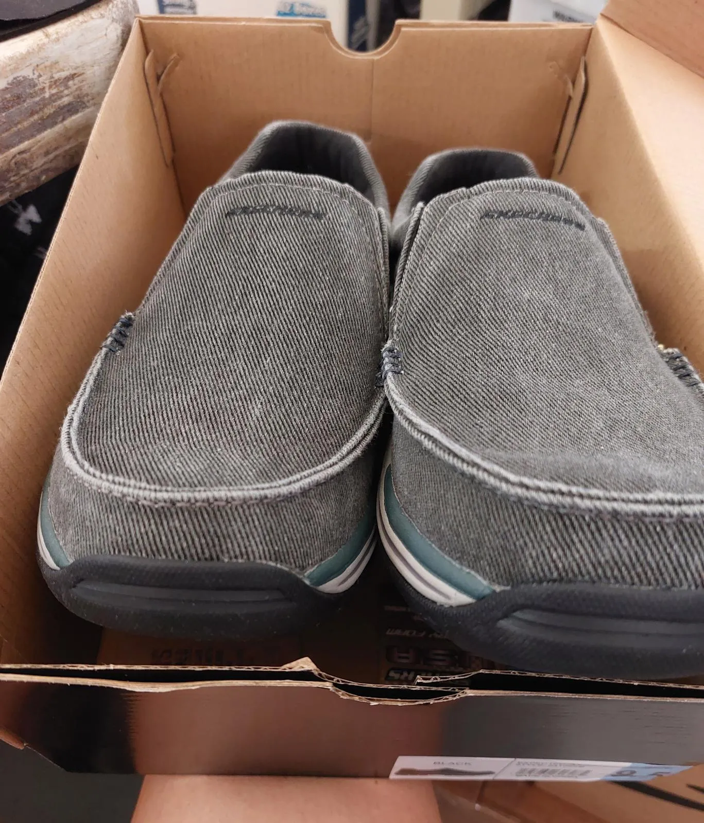 Mens Skechers Avillo Relaxed Fit Memory Foam Slip-on Loafer Shoes Black Gray 11