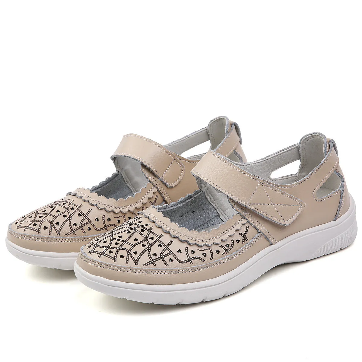 Nanccy Cutout Comfort Soft Sole Casual Shoes