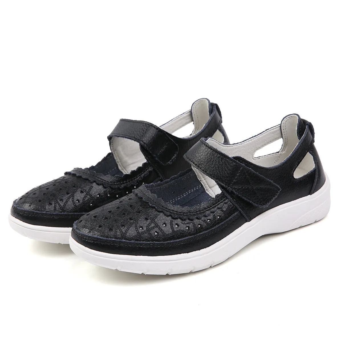 Nanccy Cutout Comfort Soft Sole Casual Shoes