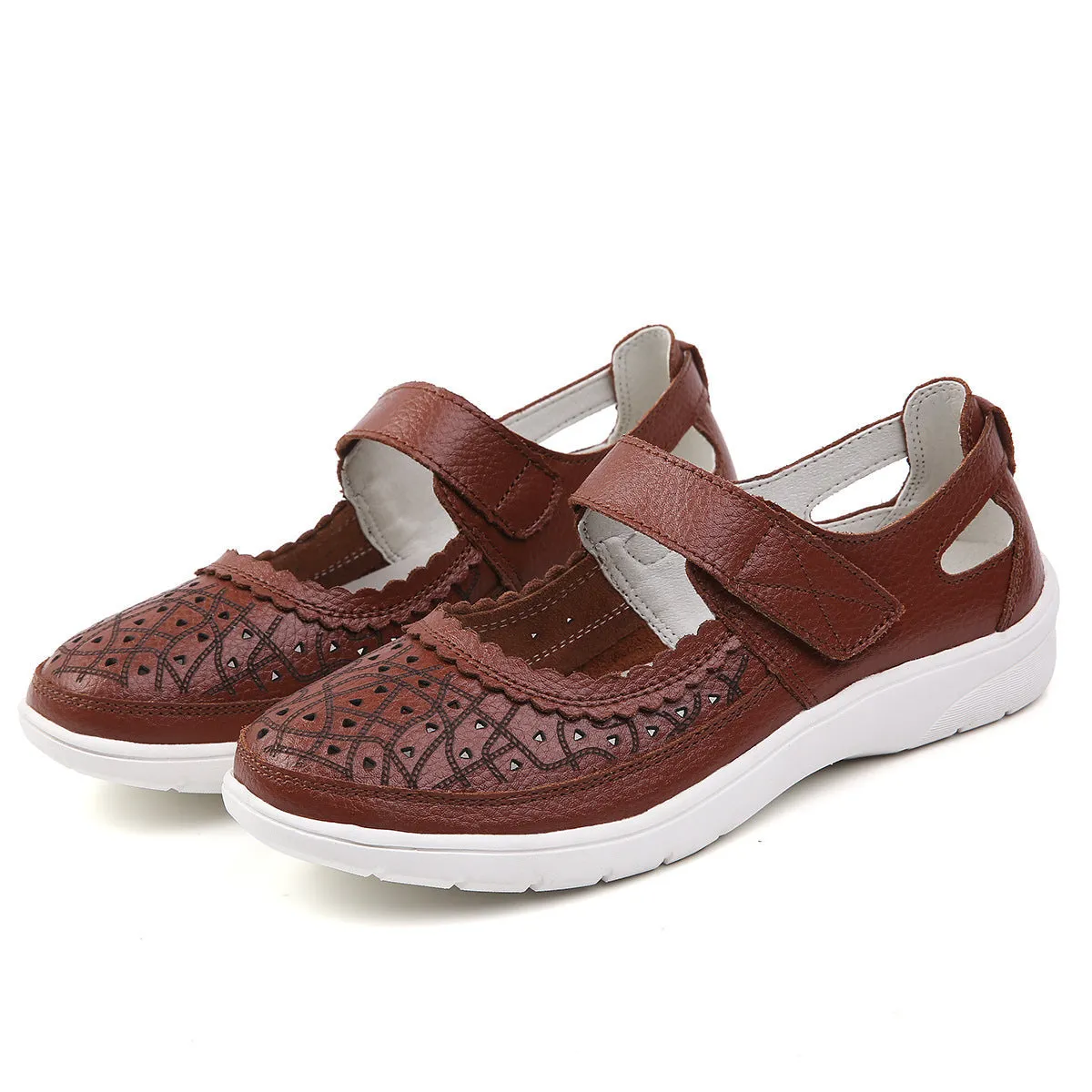 Nanccy Cutout Comfort Soft Sole Casual Shoes