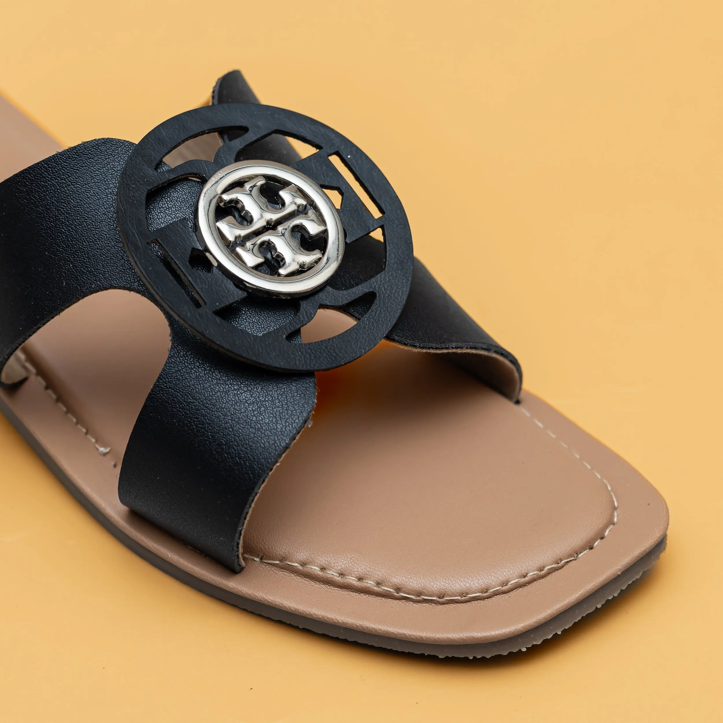 Orry Flats-Black