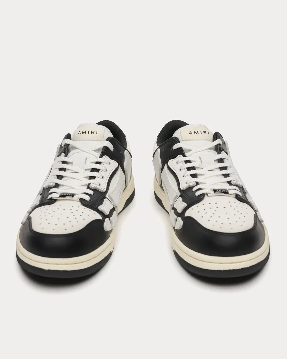 Skel Top Low Black / White Low Top Sneakers